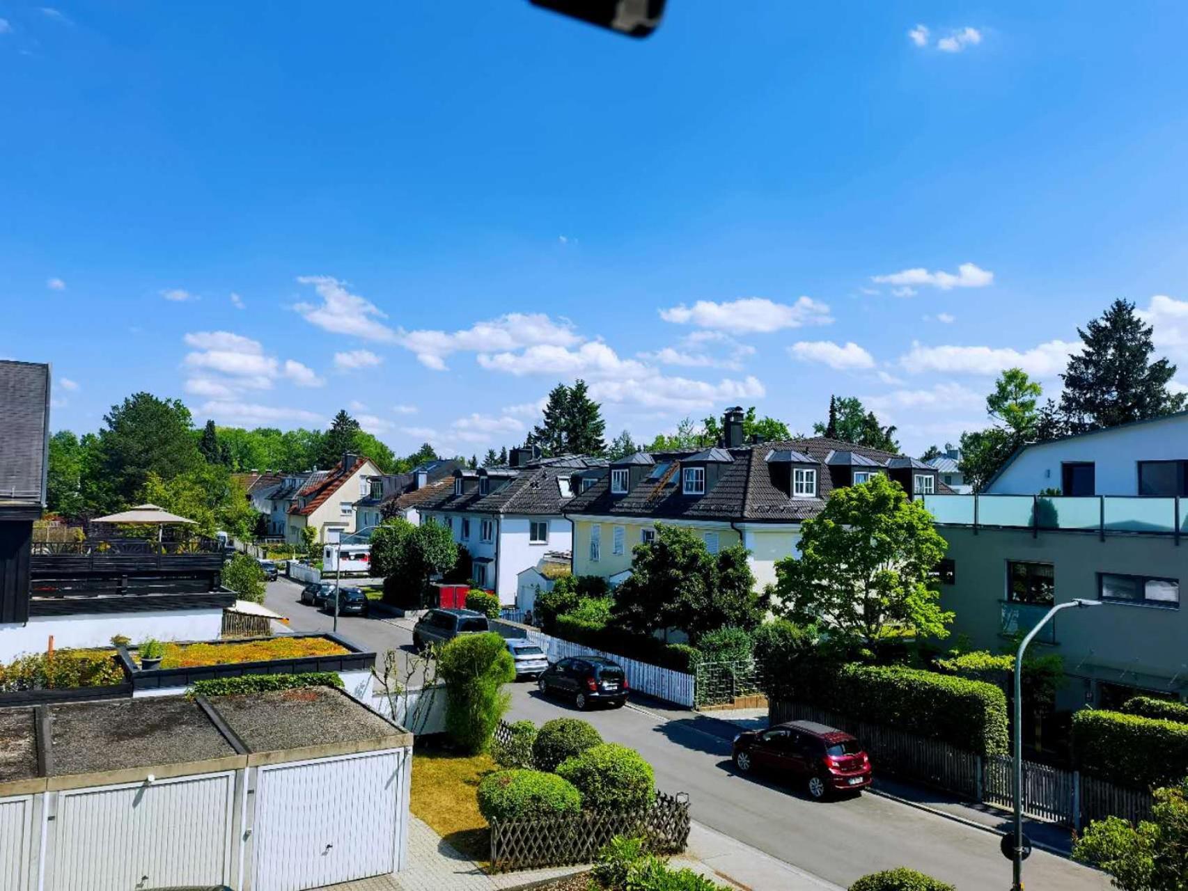 Waldzimmer In Der Stadt Naehe Messe Privatunterkunft *